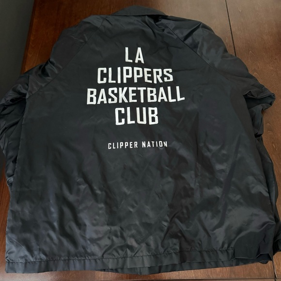 Los Angeles Clippers Jacket & Hat - Picture 4 of 8